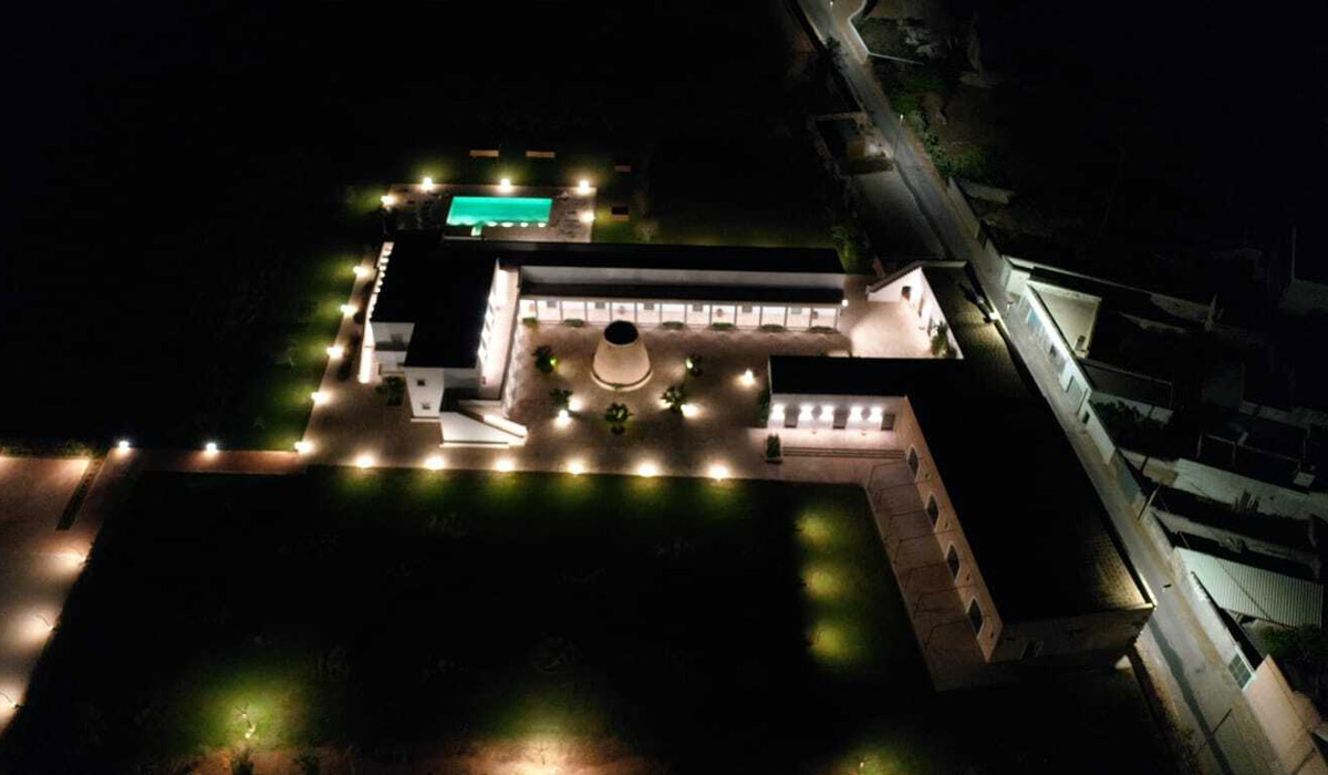 agriturismo masseria lecce di notte